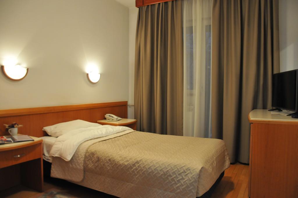 Hotel Terex Naselje Starosjedilaca Екстер'єр фото